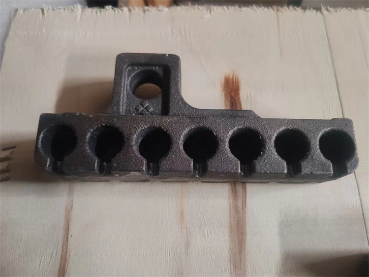 鱗片式爐排配件