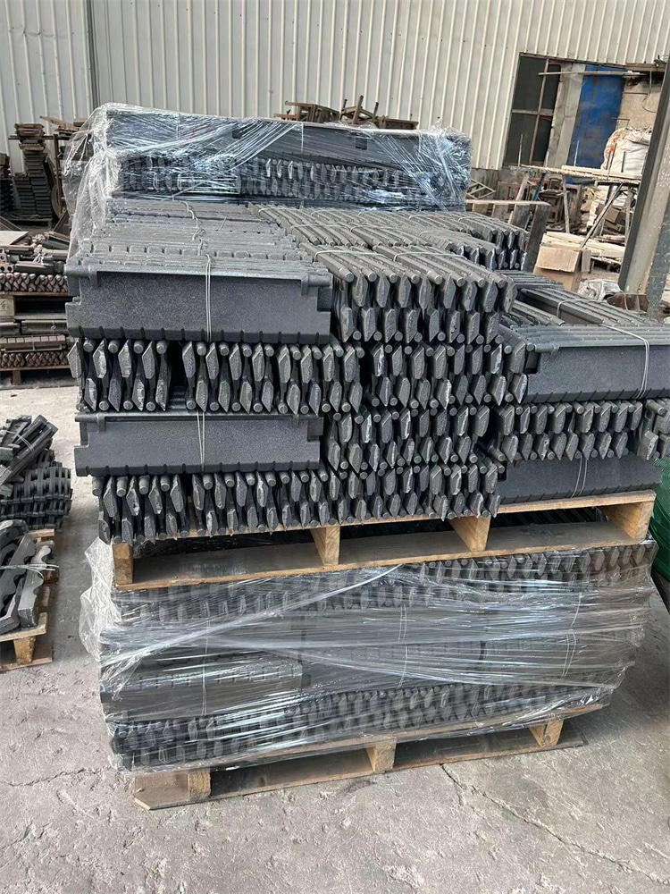 鱗片式爐排配件